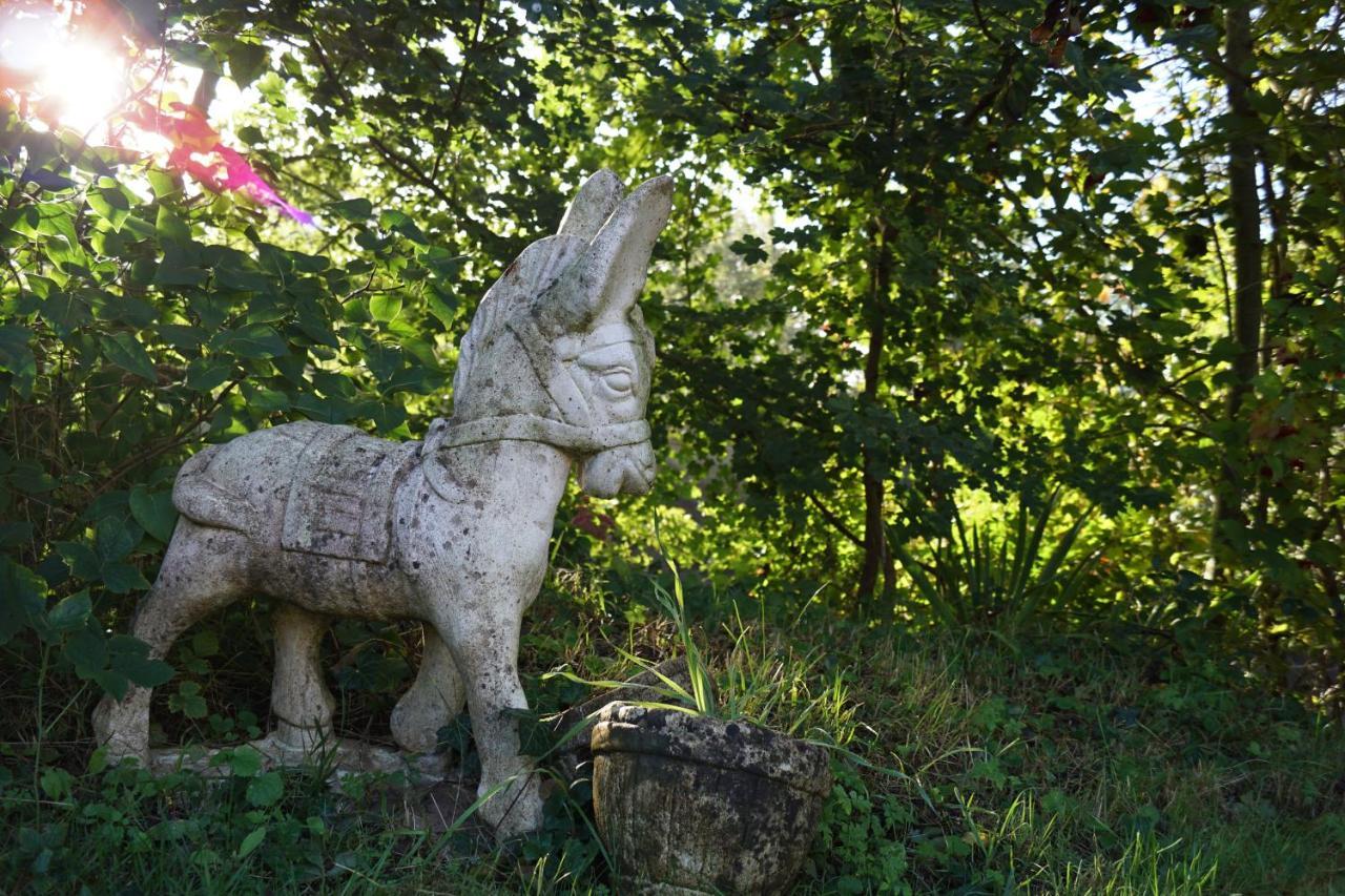 Onet-le-Chateau Logis Hotel Aux Berges De L'Aveyron מראה חיצוני תמונה