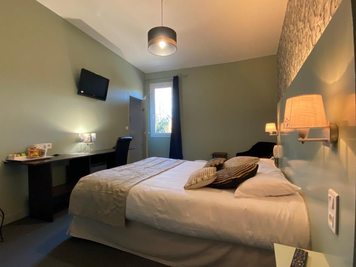 Onet-le-Chateau Logis Hotel Aux Berges De L'Aveyron מראה חיצוני תמונה