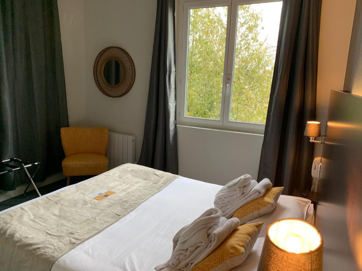 Onet-le-Chateau Logis Hotel Aux Berges De L'Aveyron מראה חיצוני תמונה