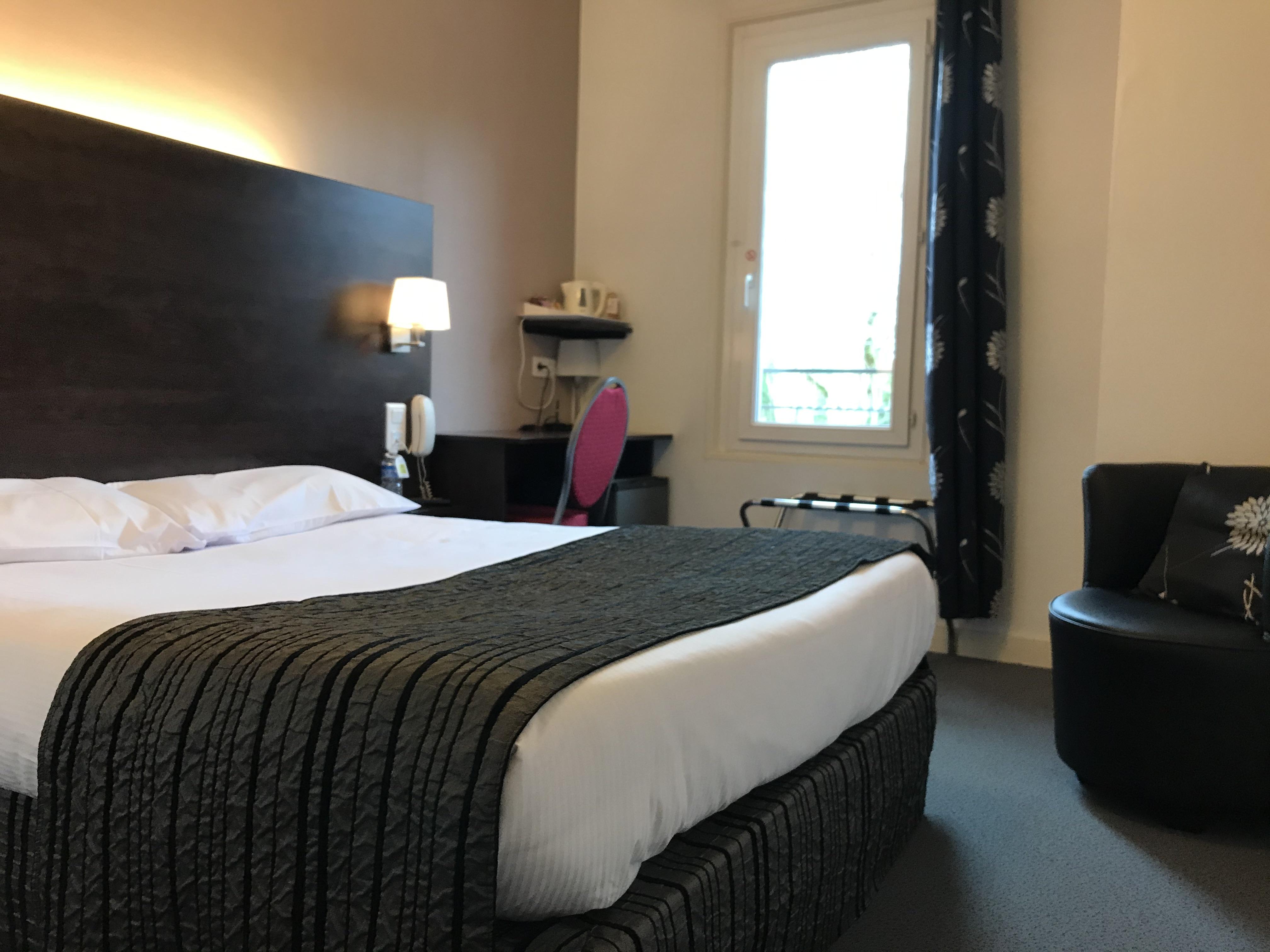 Onet-le-Chateau Logis Hotel Aux Berges De L'Aveyron מראה חיצוני תמונה